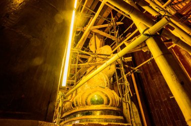 Renovation of Ancient Buddha Statue, Chiang Mai Province.