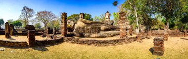 Panoramic View of Pra Khaeo Temple in Kamphaeng Phet Historical Park, Thailand