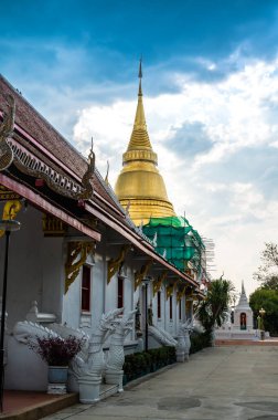 Lampang bölgesindeki Phra Kaew Don Tao tapınağında kilisesi olan antik bir tapınak..