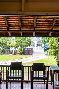 LAMPANG, THAILAND - 4 Mart 2020: Lampang, Tayland 'daki Baan Sao Nak binasının eski dekorasyonu.