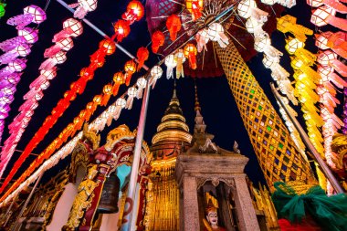 Phra That Hariphunchai temple during Lamphun Lantern Festival, Lamphun province.