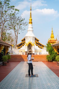 Wat Phra 'lı Asyalı kadın Doi Phra Chan geçmişi, Lampang vilayeti.