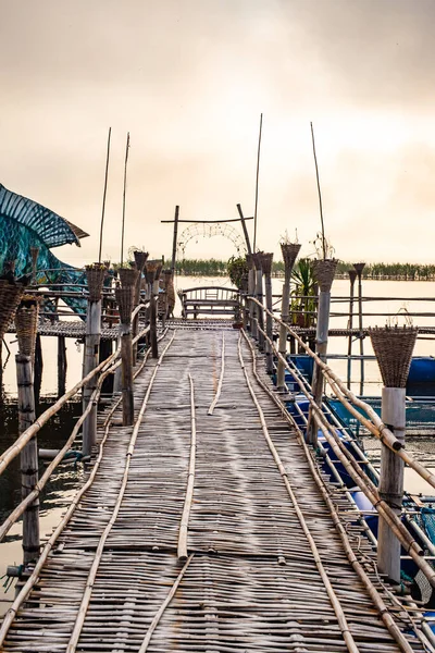 Small Wooden Bridge Kwan Phayao Lake Sunrise Thailand — Foto Stock
