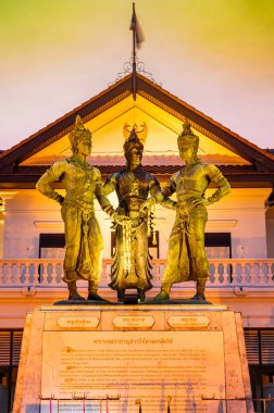 CHIANG MAI, THAILAND - April 10, 2020 : Three Kings Monument at Evening, Thailand.
