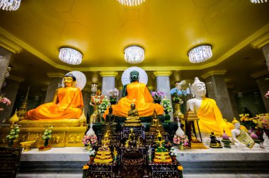 Güzel Buda Chong Kham tapınağında, Lampang vilayetinde..