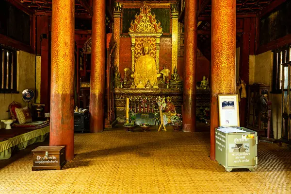 Ancient Buddha Statue Ton Kwen Temple Chiang Mai Province — Foto de Stock