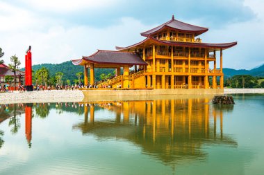 Hinoki, Tayland 'da Japon tarzı bir kale..