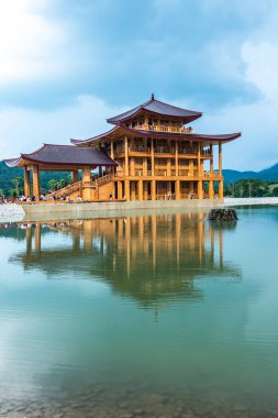 Hinoki, Tayland 'da Japon tarzı bir kale..
