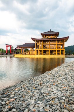 Hinoki, Tayland 'da Japon tarzı bir kale..