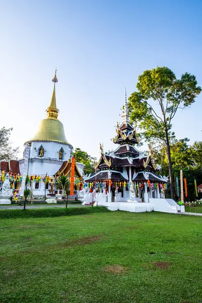 Tayland Chiangmai Bölgesindeki Watphadarabhirom Tapınağı — Stok fotoğraf