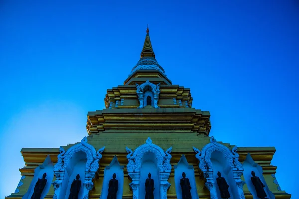 Golden Pagoda Wat Pra Chao Luang Mon Phrachao Lai View — Stock Photo, Image