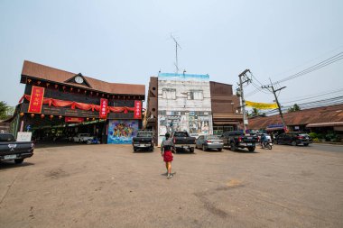 UTTARADIT, THAILAND - 6 Nisan 2019: Laplae pazarı, Tayland.