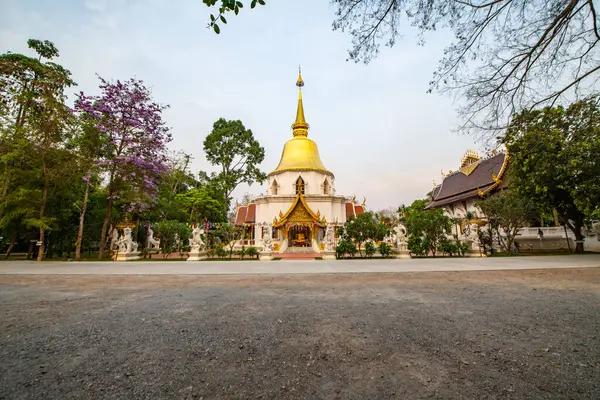 Όμορφη Παγόδα Στο Μοναστήρι Δάσος Darabhirom Ταϊλάνδη — Φωτογραφία Αρχείου