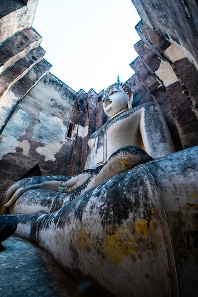 Chum Tapınağındaki Antik Buda Heykeli Tayland — Stok fotoğraf