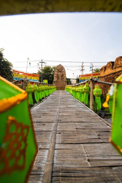 Petite Route Dans Temple Phra Hariphunchai Province Lamphun — Photo