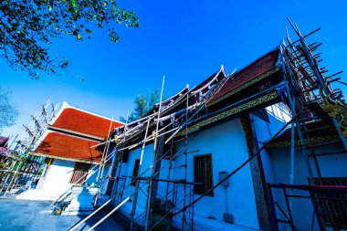 Si Chom Tanga Worawihan Tapınağı, Tayland 'da yenilenen eski kilise.