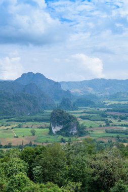 Phayao Eyaleti Phu Langka Bakış Alanı Dağ Manzarası.