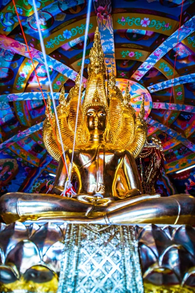 Estatua Buda Hermosa Cúpula Tailandia —  Fotos de Stock