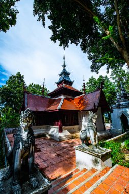 Analyo Thipayaram tapınağının güzel manzarası, Tayland.