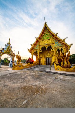 Chiang Rai bölgesindeki Khuean Mueang Pa Kha Tai tapınağı, Tayland.