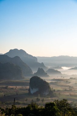 Phu Langka Ulusal Parkı, Tayland Güzel Dağ Manzarası.