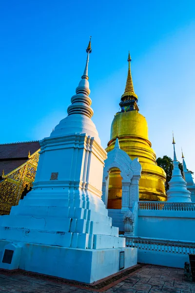 Suan Dok Ναός Στο Evenin Ταϊλάνδη — Φωτογραφία Αρχείου