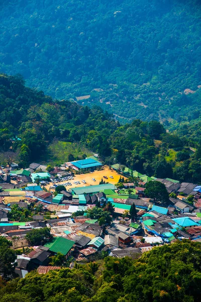 Dağ Manzaralı Doi Pui Mong Tepe Köyü Tayland — Stok fotoğraf