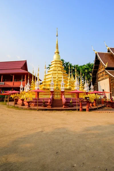 Ancient Golden Pagoda Wat Phan Tao Chiang Mai Province — Stockfoto