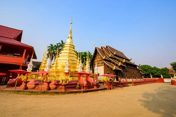 Ancient Golden Pagoda Wat Phan Tao Chiang Mai Province — Foto de Stock