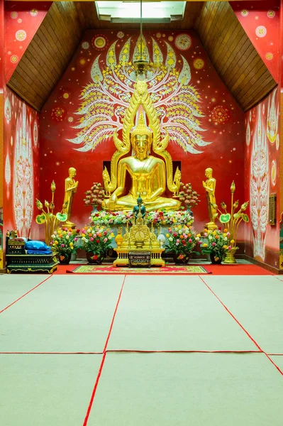 Phayao Thailand July 2020 Beautiful Golden Buddha Statue Khom Kham — Foto de Stock