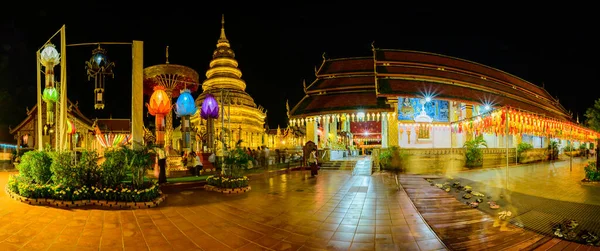 Lamphun Thailand Οκτωβρίου 2020 Phra Hariphunchai Pagoda Lanna Style Lantern — Φωτογραφία Αρχείου