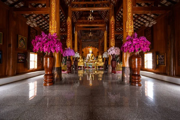 Chiang Mai Tailandia Abril 2020 Estatua Buda Blanco Templo Ban — Foto de Stock