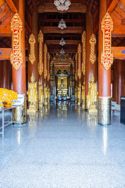 Pra Chao Tan Jai Statue Lanna Style Building Chiang Mai — Stok fotoğraf
