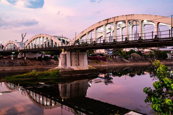 Ratsadaphisek Bridge Wang River Evening Lampang Province — стокове фото