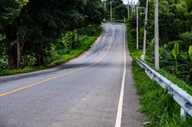 Dağdaki yol, Tayland.