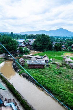 Tayland 'ın Pua ilçesinin köy manzarası.