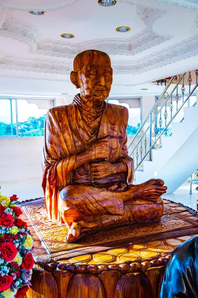 stock image Guan Yin statue made from wood in Hyuaplakang temple, Thailand.