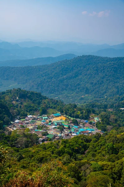 stock image Mountain view with Doi Pui Mong hill tribe village, Thailand.