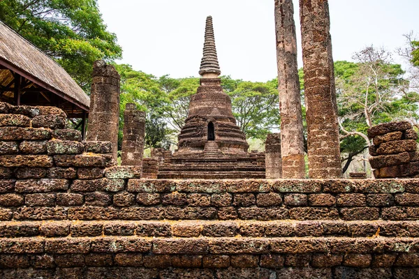 Świątynia Nang Phaya Historycznym Parku Satchanalai Tajlandia — Zdjęcie stockowe