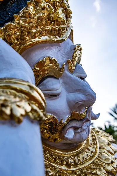 Vit Jättestaty Watphadarabhirom Tempel Thailand — Stockfoto