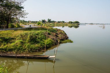 Kwan Phayao Gölü manzarası, Tayland.