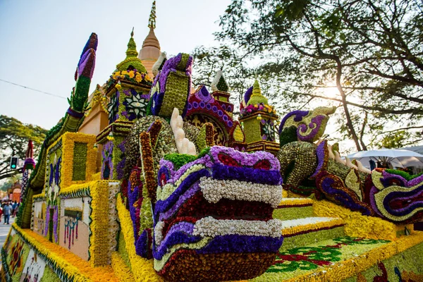 stock image CHIANG MAI, THAILAND - February 4, 2018 : Beautiful flower art in 42nd Chiang Mai Flower Festival, Thailand.