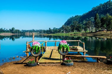 Tayland 'ın Chiangmai eyaletinde göl manzarası.