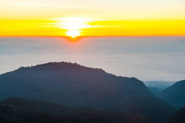 Mon Sone bakış açısıyla gün doğumu, Tayland.