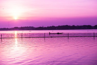 Sabah Kwan Phayao Gölü, Tayland.