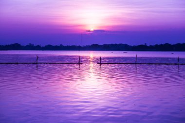 Sabah Kwan Phayao Gölü, Tayland.