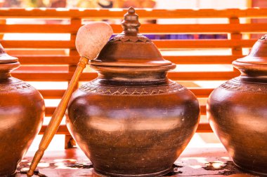 Tayland usulü su kabı, Tayland.