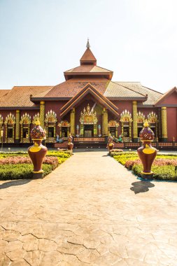 Prayodkhunpol 'deki güzel Tayland tarzı kilise Wiang Kalong Tapınağı, Tayland.