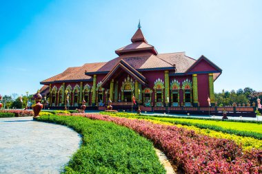 Prayodkhunpol 'deki güzel Tayland Kilisesi Wiang Kalong Tapınağı, Tayland.