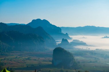 Phu Langka Ulusal Parkı, Tayland Güzel Dağ Manzarası.